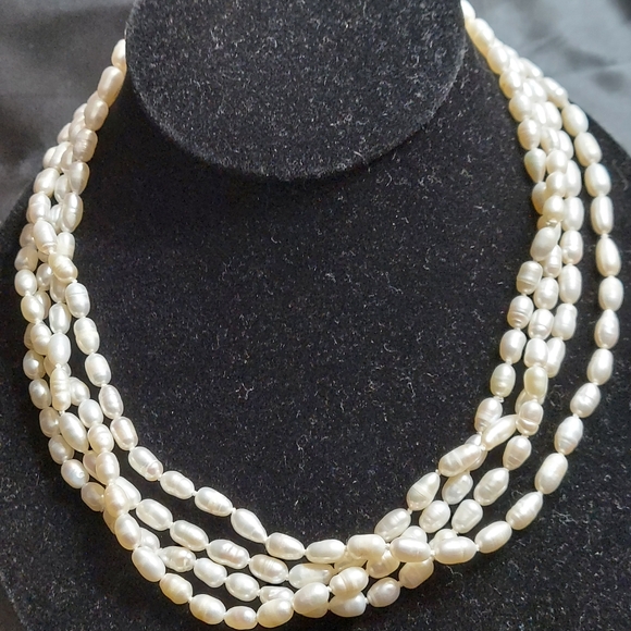 2 Vintage Seed Pearl Necklaces 17" each. - Picture 2 of 7